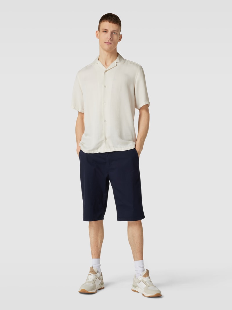 Bermudas mit seitlichen Eingrifftaschen Modell 'SUS' in marineblau