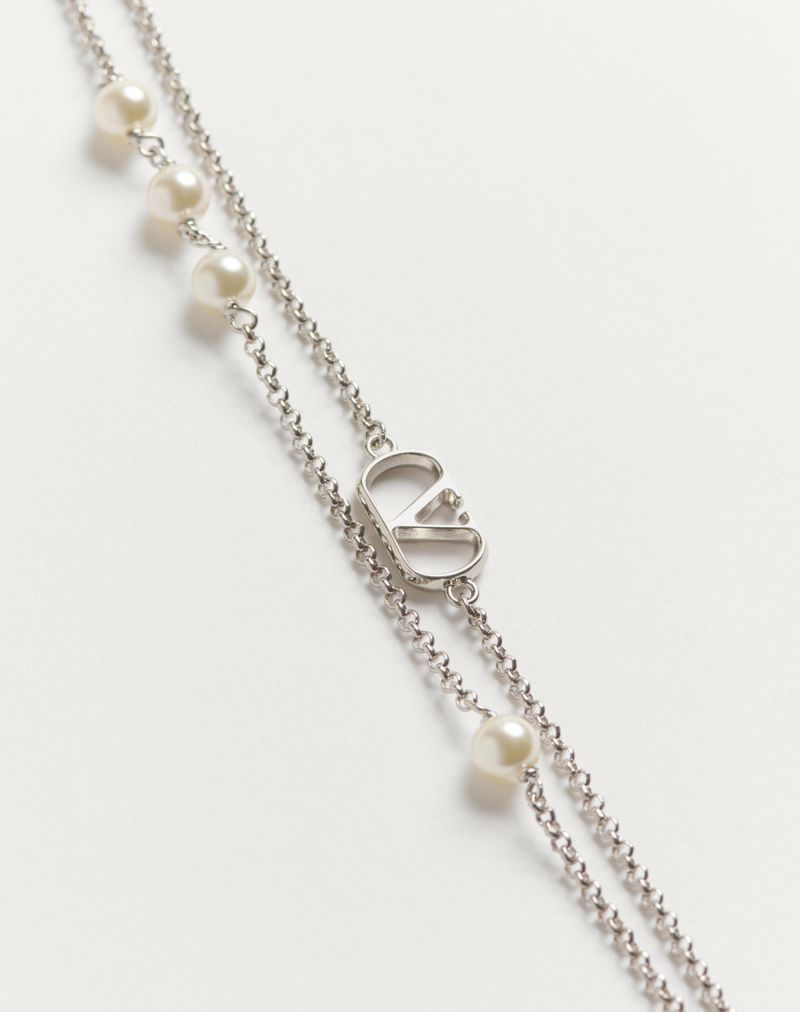 Colar exclusivo VLogo em metal e pérolas Swarovski®