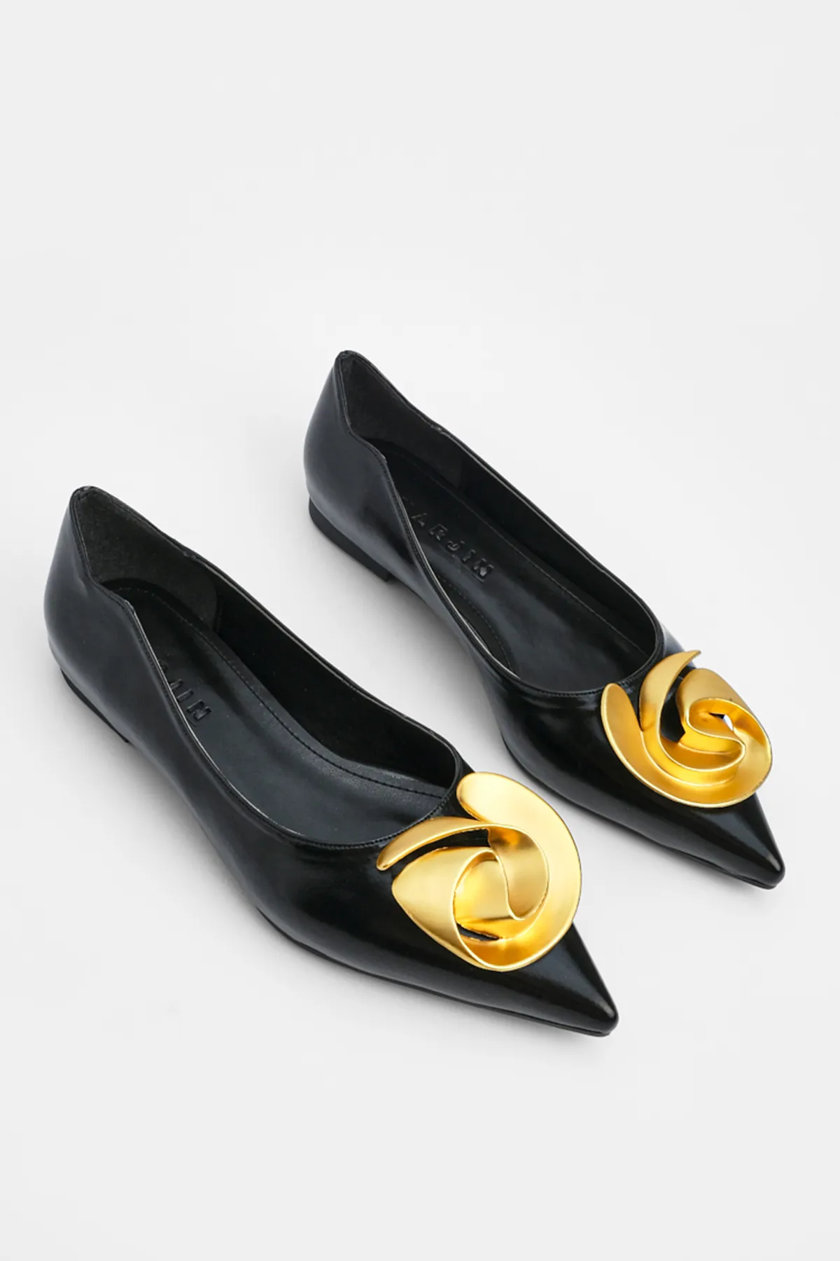Marjin  Ballerinas mit spitzer Spitze und Schnalle für Damen Zenta Schwarz