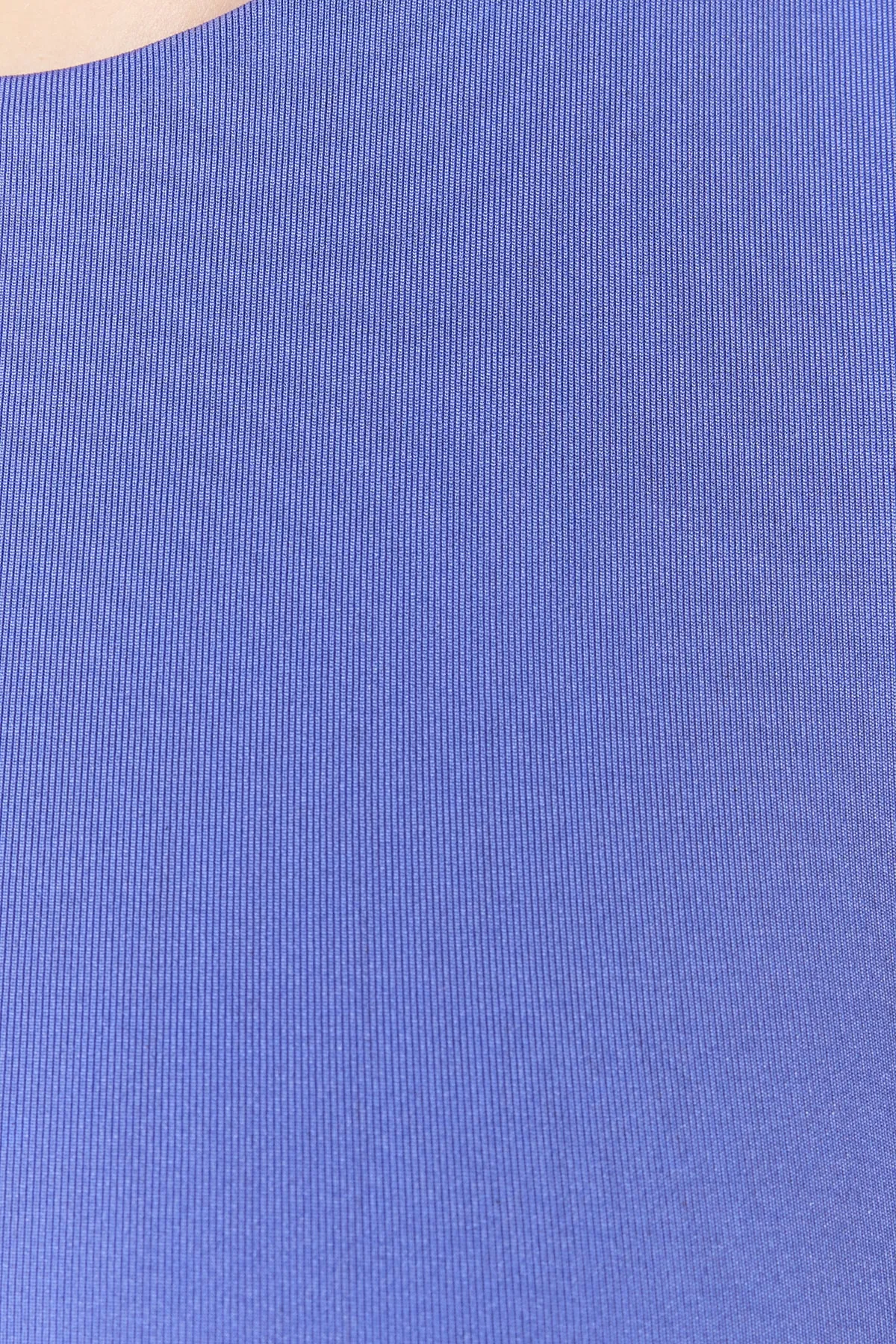 Trendyol Collection  Violetter, figurbetonter Stretch-Strickbody mit Neckholder-Kragen und Druckknöpfen TWOSS20BD0044