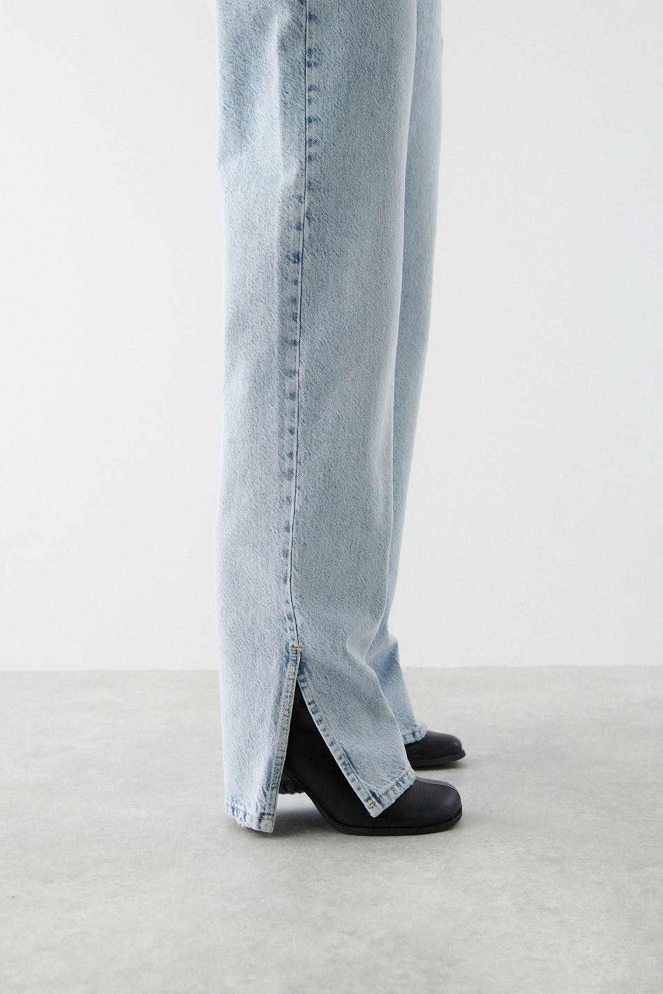 90s slit jeans