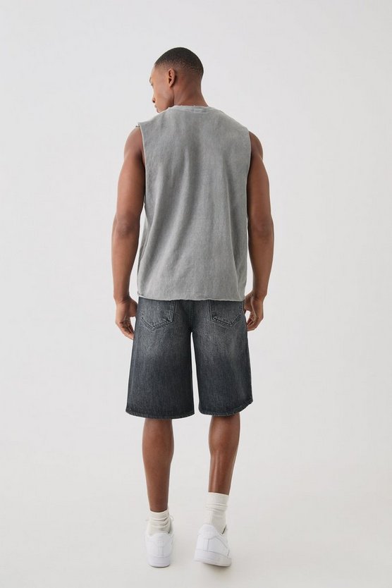 Schwarze Jeansshorts mit Riss am Knie