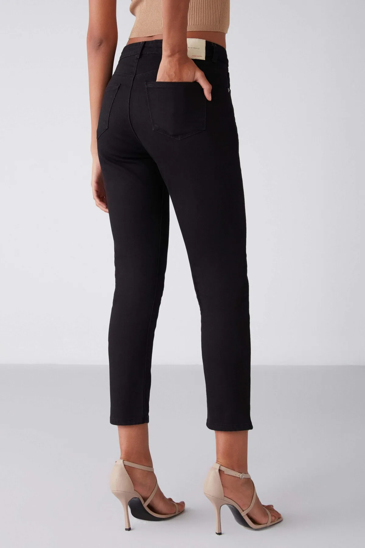 GRIMELANGE  Schwarze Skinny-Fit-Jeans von Gina mit 5 Taschen für Damen