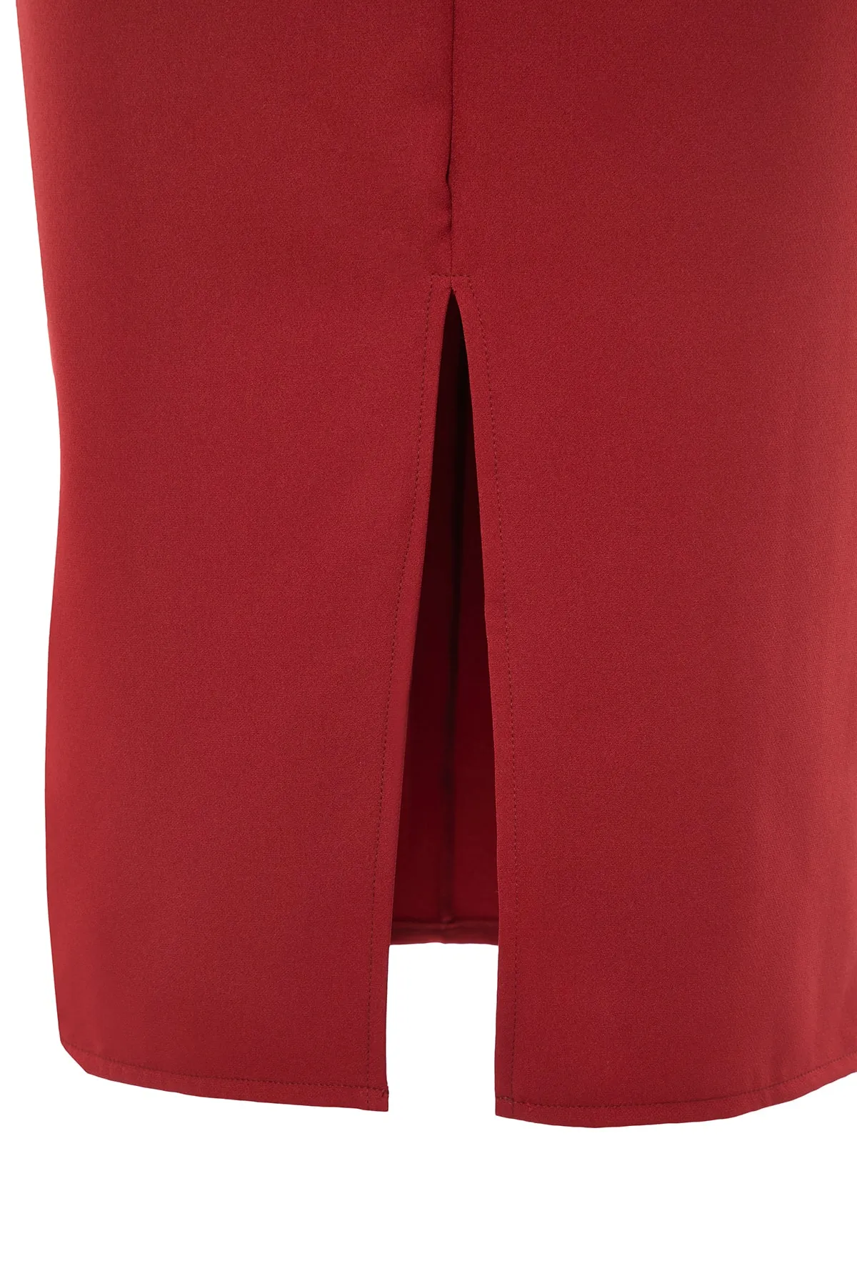Trendyol Collection  Burgunderrotes Body-Wickel-Midikleid mit Schlitz und Trägern aus Webstoff TWOSS19BB0216