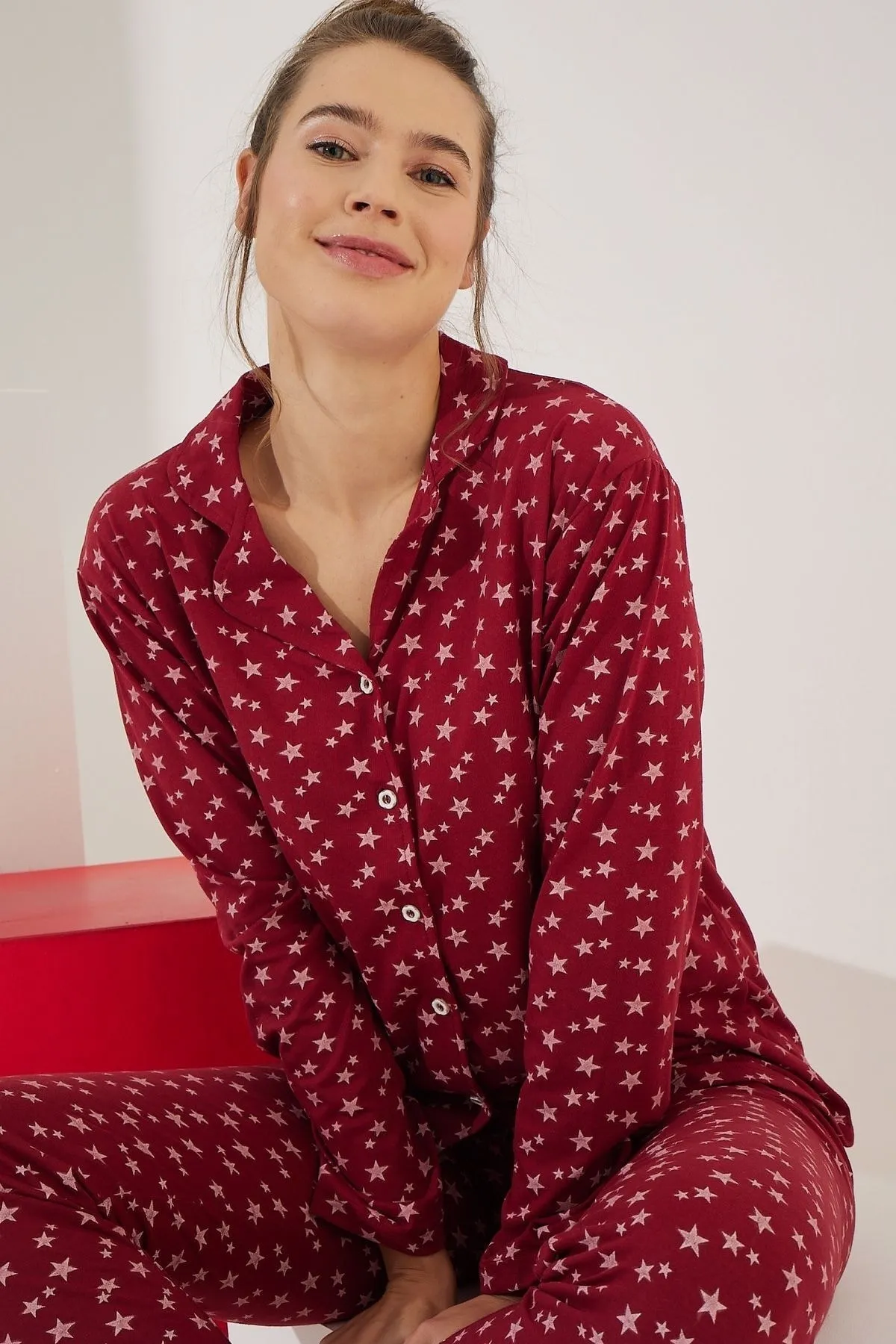 STRAWBERRY  Pyjama-Set aus Baumwolle mit Knöpfen