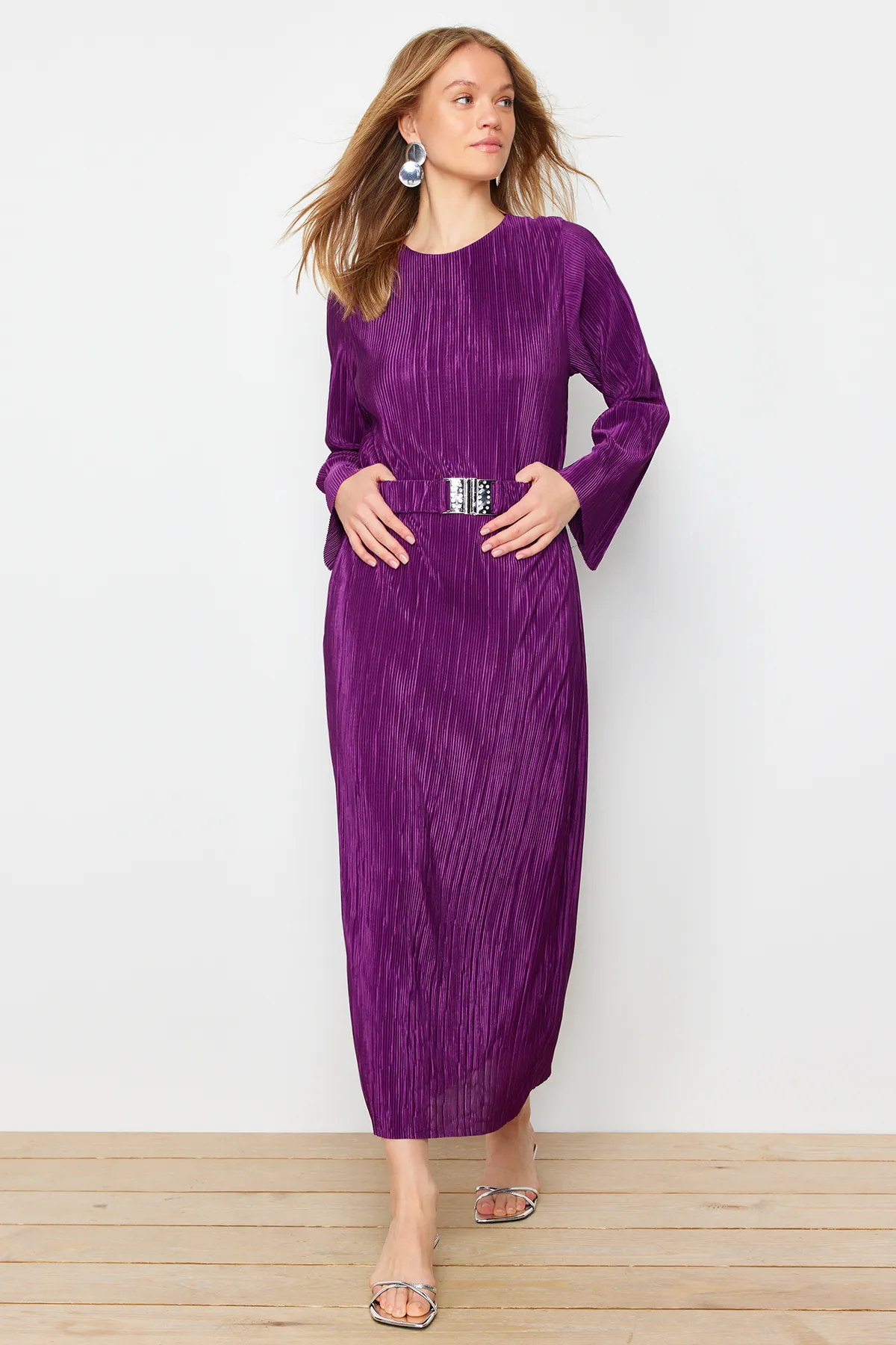 Trendyol Modest  Lila Strickkleid mit Faltengürtel TCTSS24EB00154