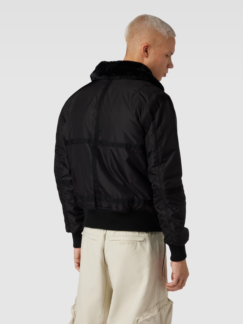 Jacke mit Kunstfellbesatz in schwarz