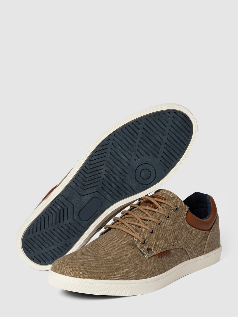 Sneaker mit Schnürverschluss in beige