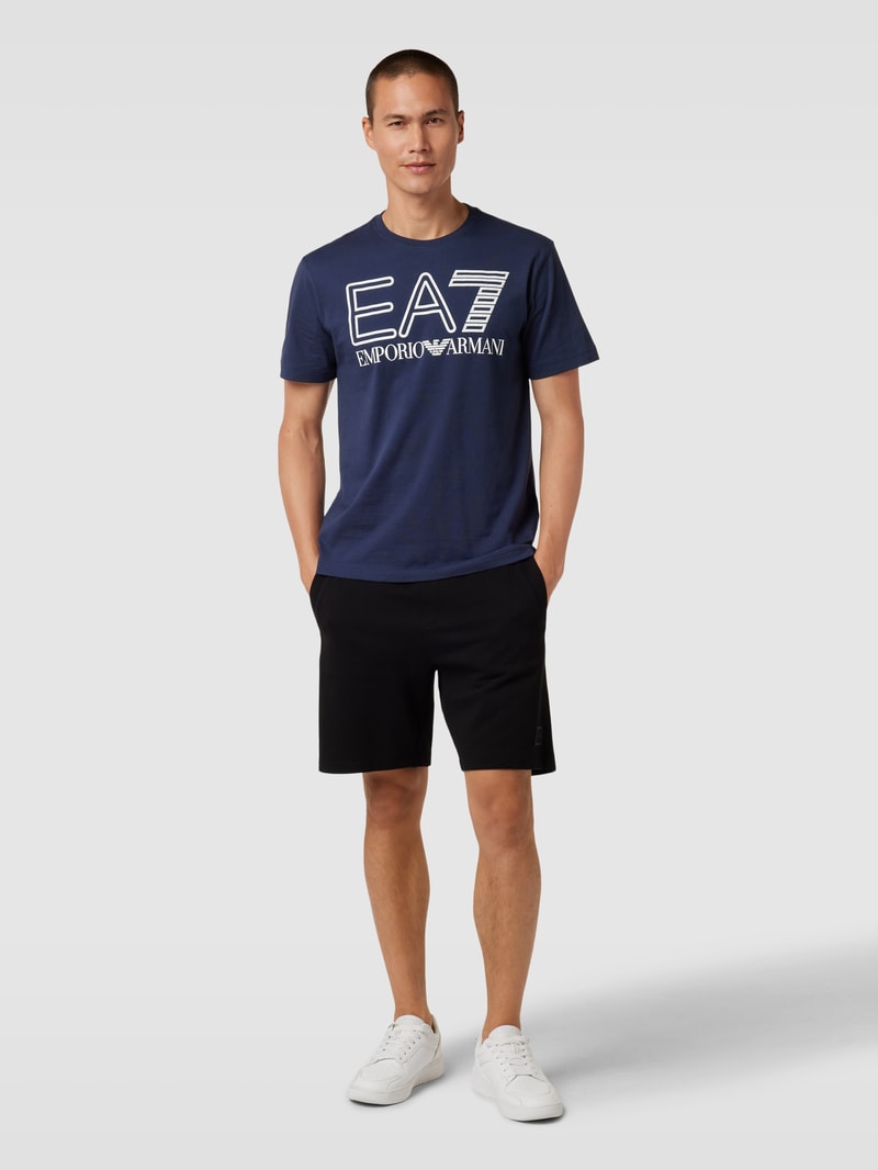 T-Shirt mit Label-Print in marineblau