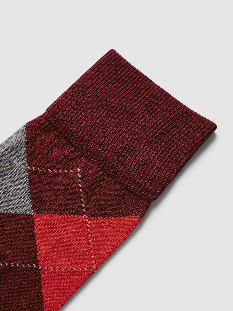 Socken mit Label-Print Modell 'MANCHESTER' in bordeaux rot