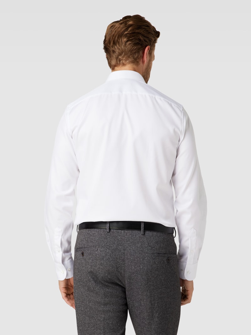 Slim Fit Business-Hemd mit Haifischkragen in weiß