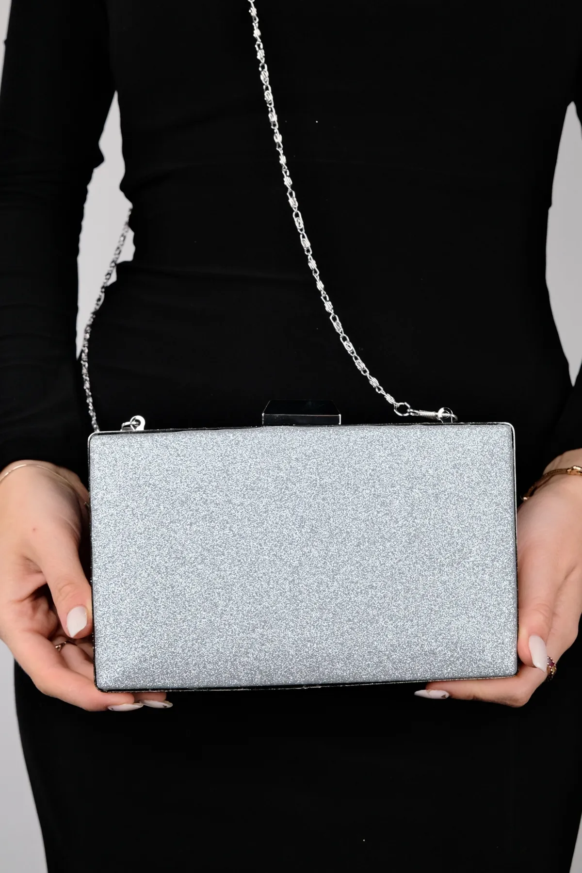 LuviShoes  Abendtasche - Silberfarben - Unifarben