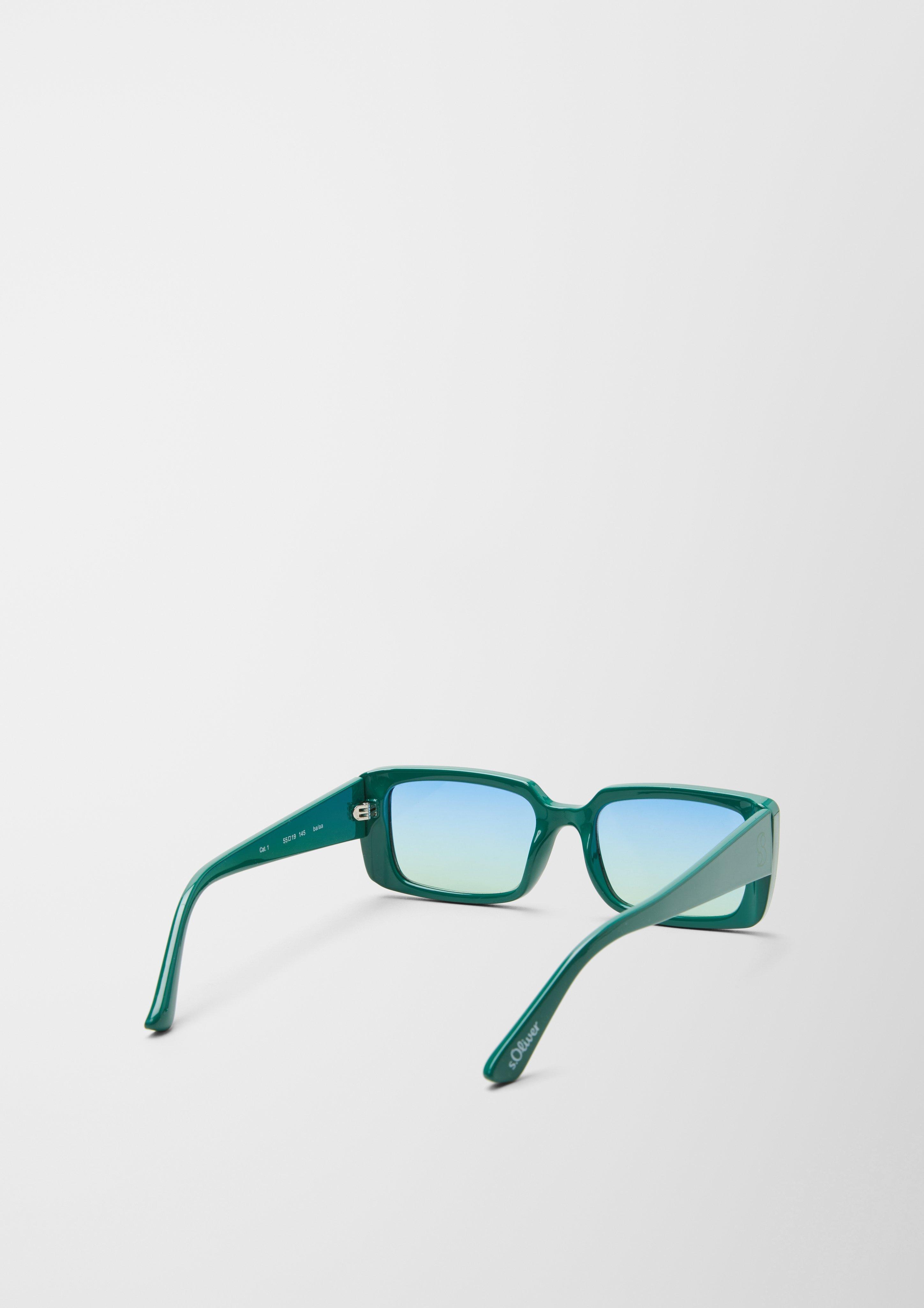 Kantige Sonnenbrille mit breiter Fassung  6008491-500