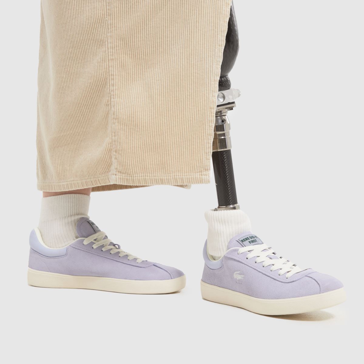 Lacoste – Baseshot-sneakers i vitt och blått