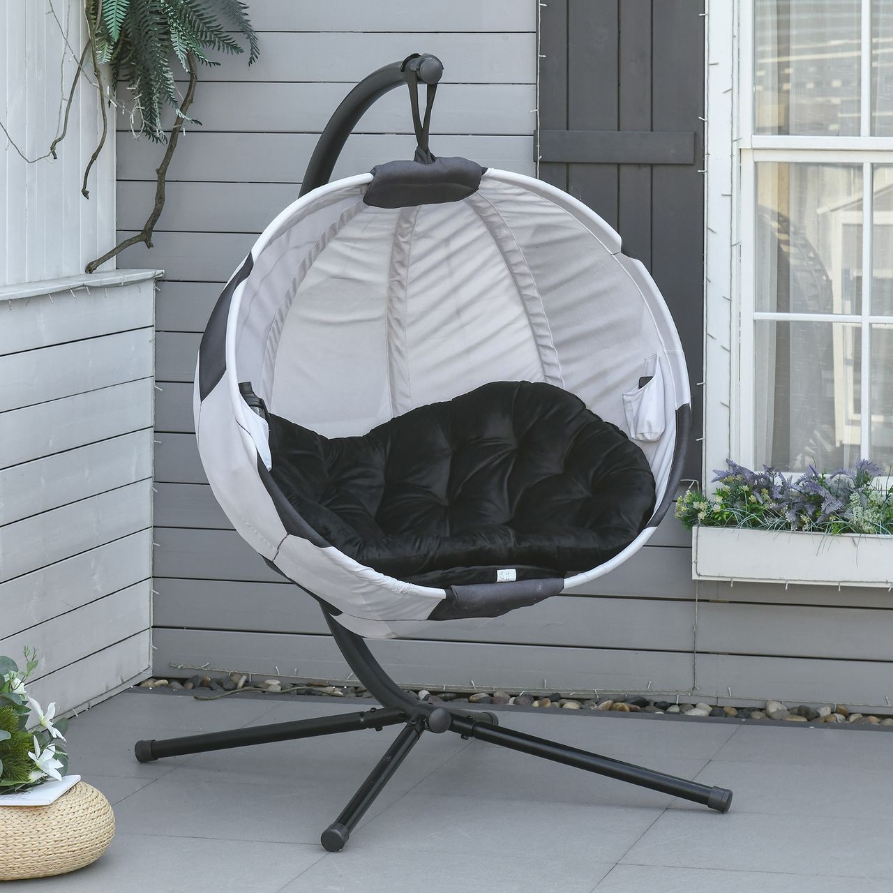 Outsunny Hängesessel Hängekorb mit Gestell Fußballdesign Hängeschaukel Hängestuhl mit Kissen Korb faltbar Stahl