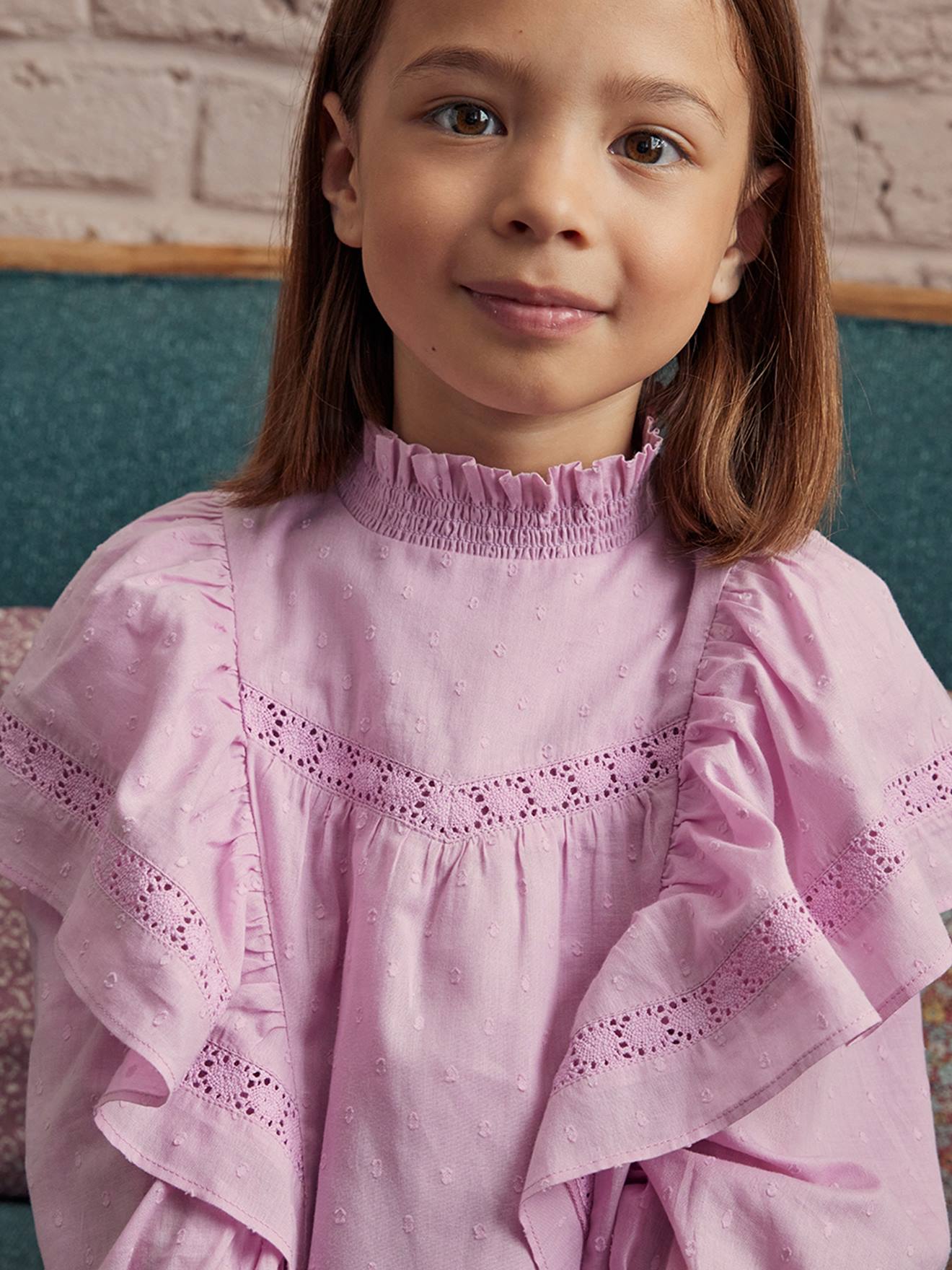 Blouse en plumetis fille maxi volants brodés fille lilas