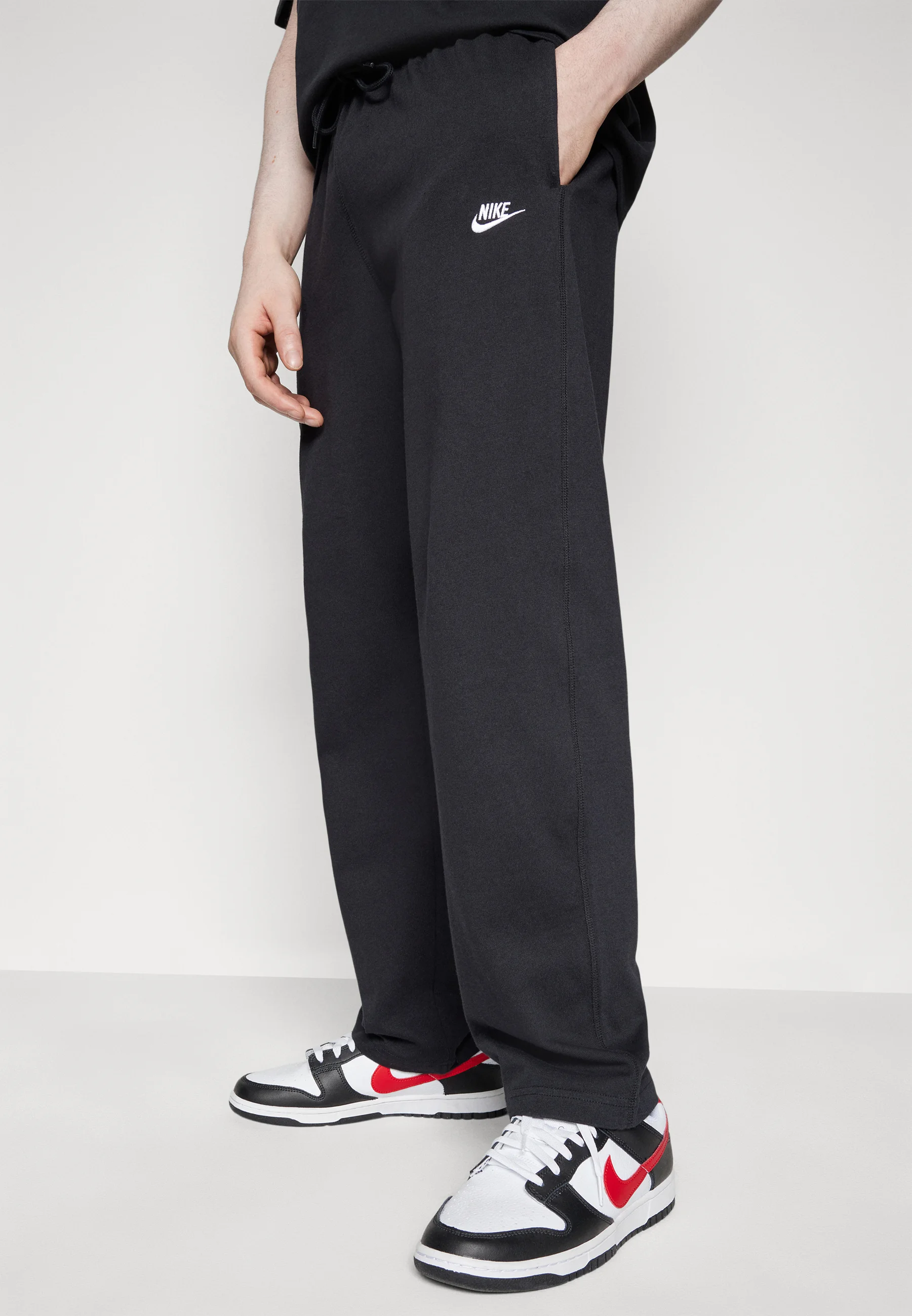 Nike Sportswear CLUB KNIT PANT - Pantalones deportivos