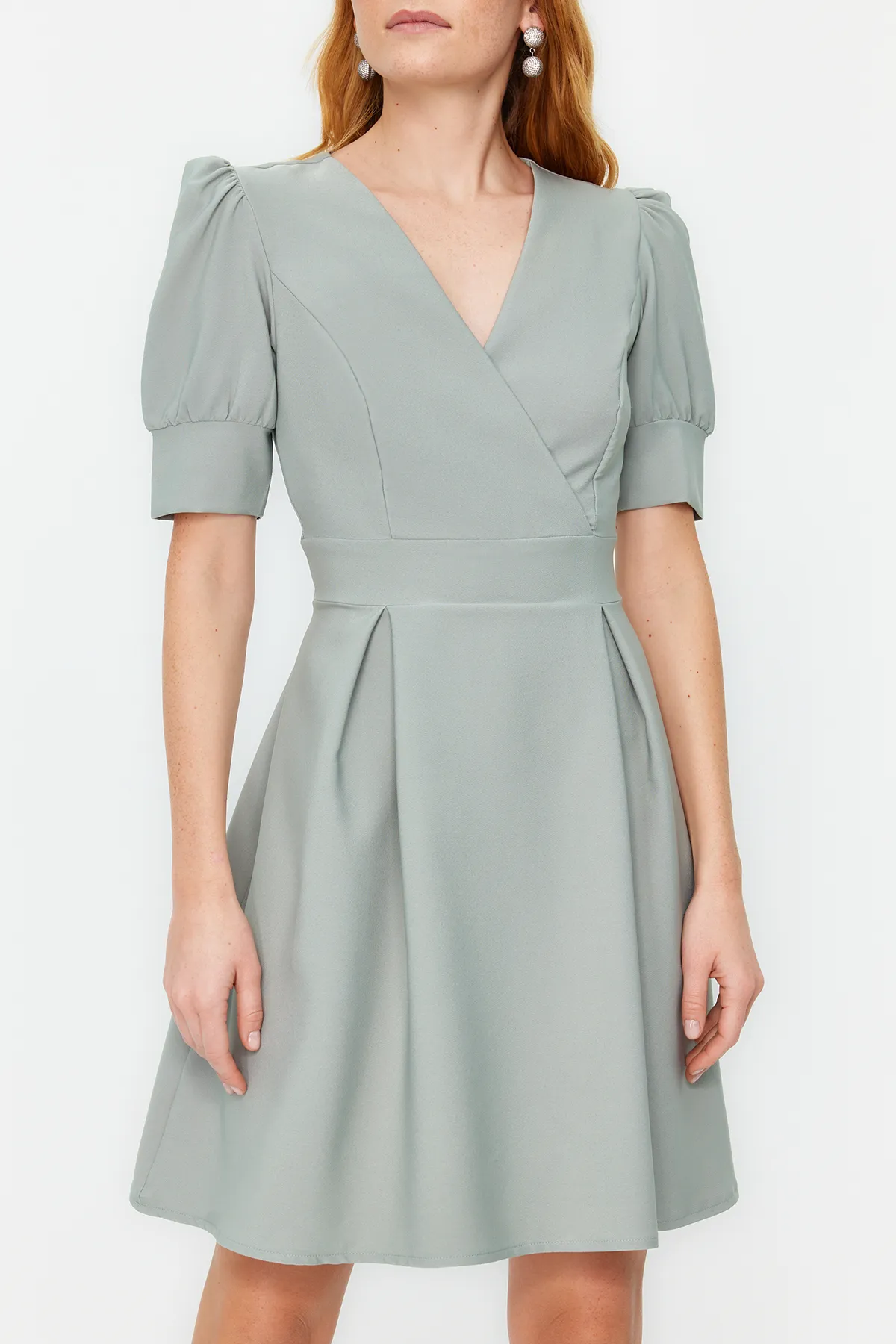 Trendyol Collection  Mintfarbenes Minikleid mit Taillenöffnung, gefüttert, zweireihig, Kragen, plissiert, gewebtes Kleid TWOSS20EL1639
