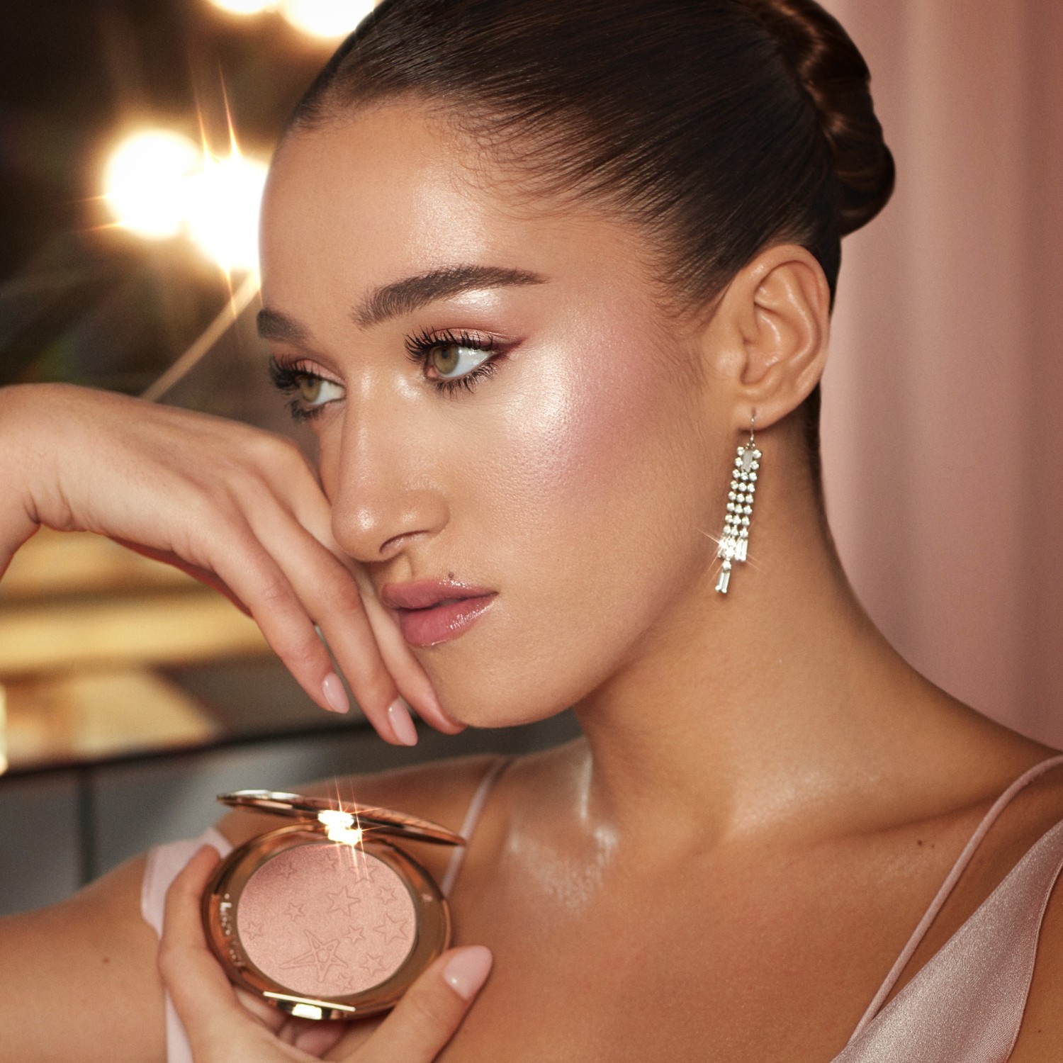 Hollywood Glow Glide Face Architect
