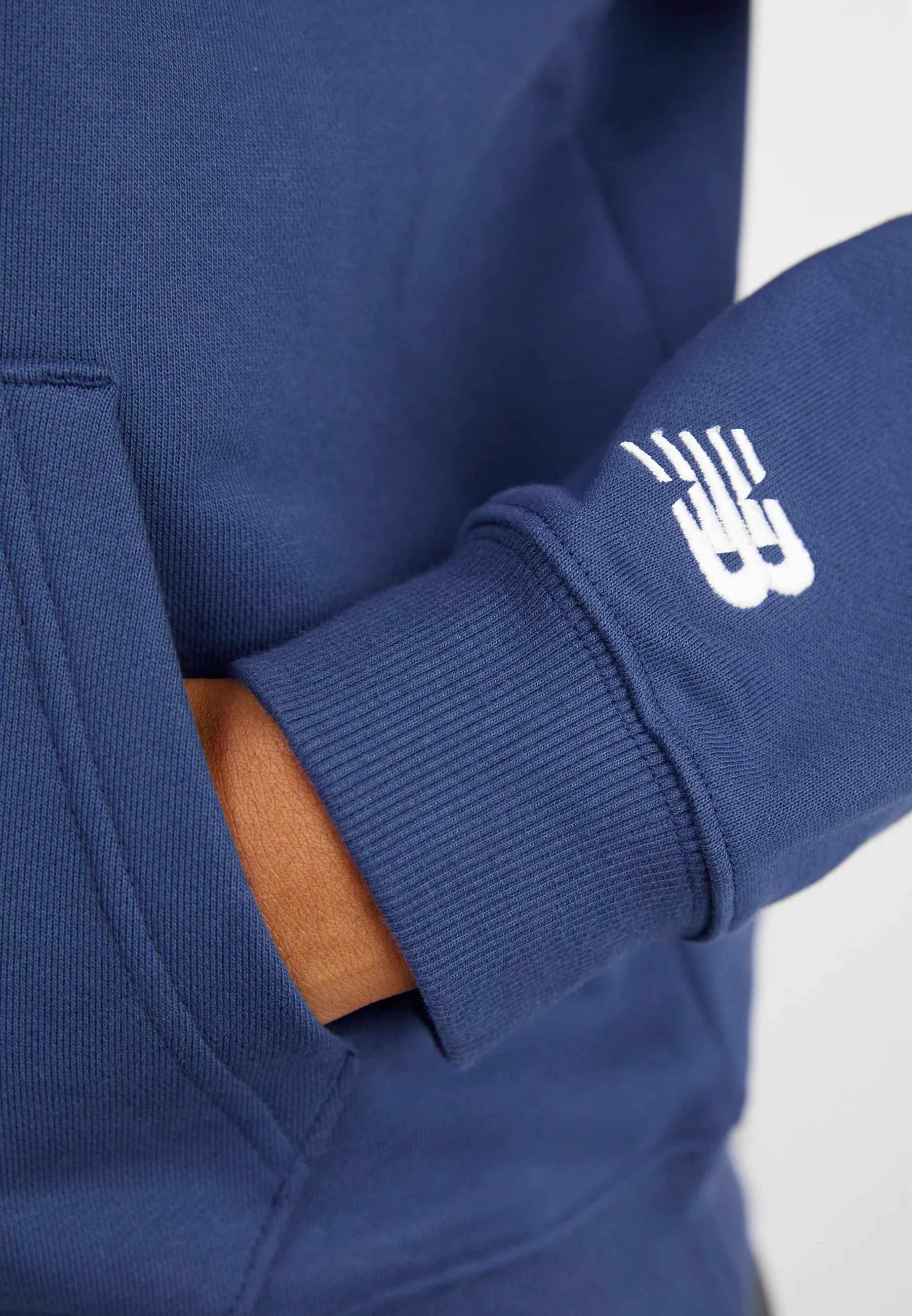 Sudadera New Balance SPORTSWEARS GREATEST HIT QUARTER ZIP