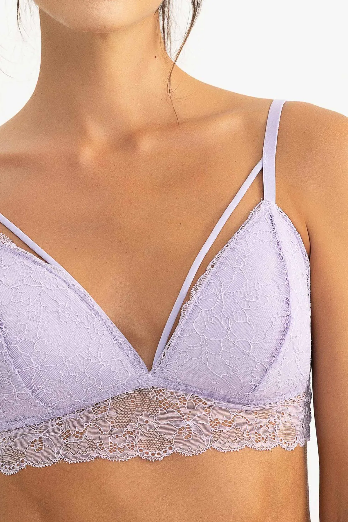 DeFacto  Gepolsterter Spitzen-BH „Fall In Love“ R6569az24sp