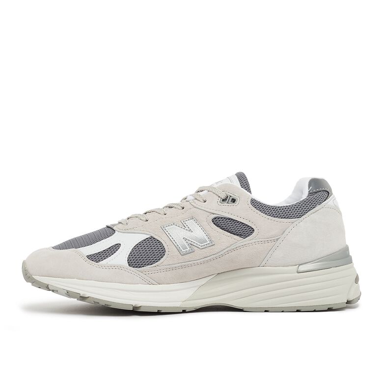New Balance 991v2 