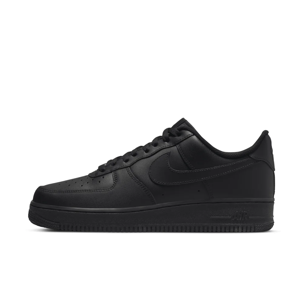 Nike Air Force 1 07 CW2288-001 / schwarz