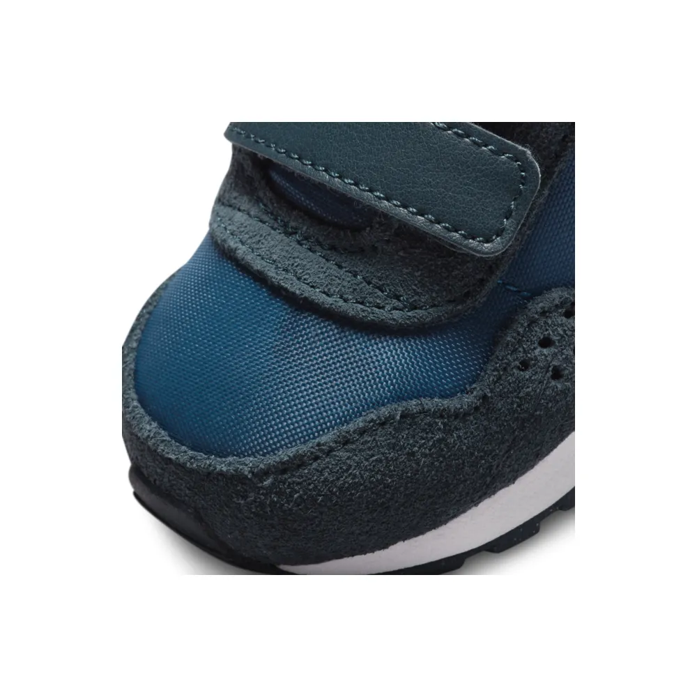 Nike MD Valiant CN8560-405 / blau