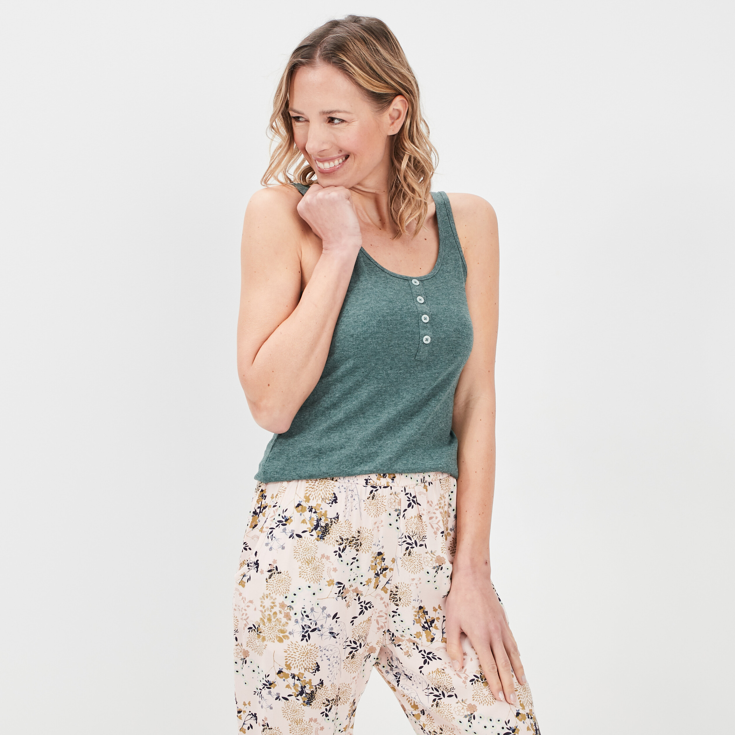Haut de pyjama débardeur effet côtelé vert kaki femme | La Halle