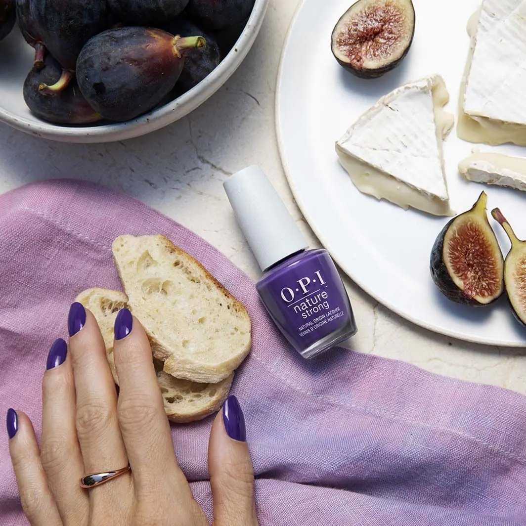 Opi Natre Strong lak za nokte A Great Fig World 15ml