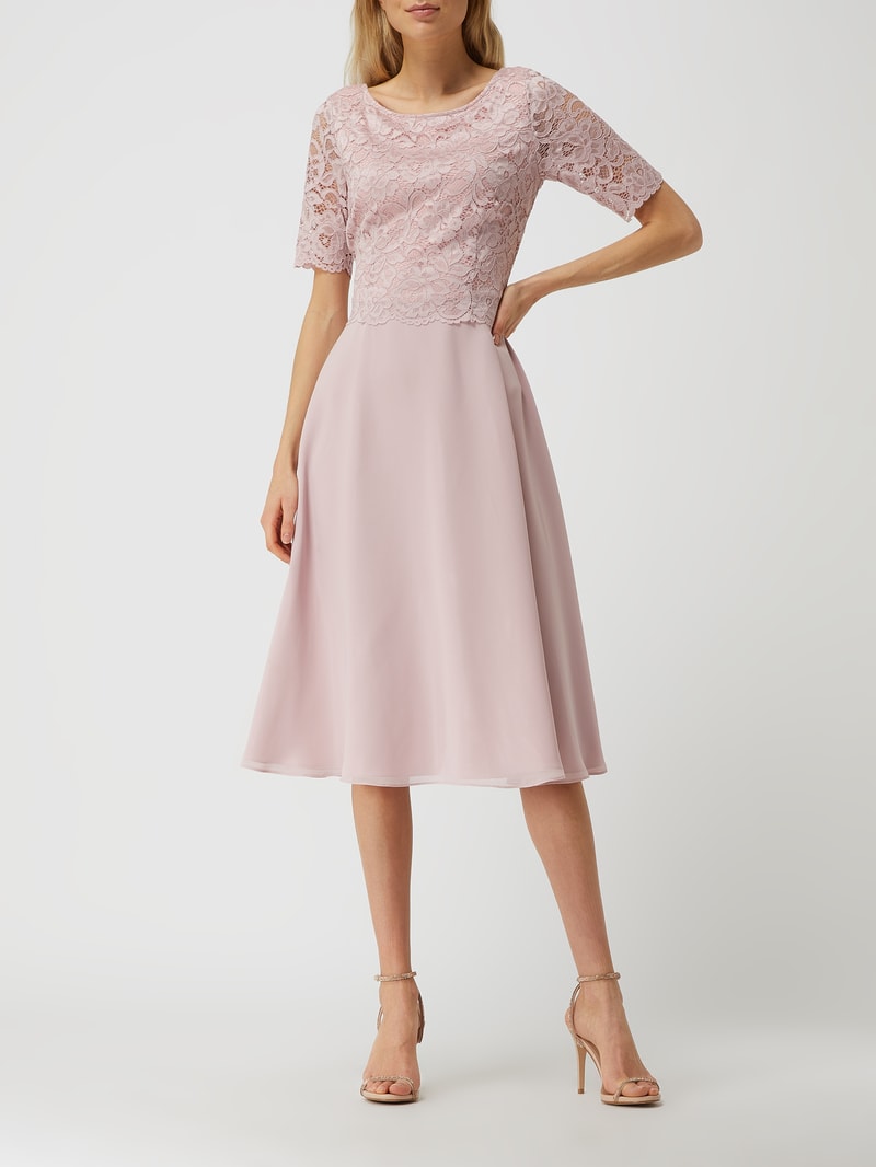 Cocktailkleid mit Spitzenbesatz in rosé