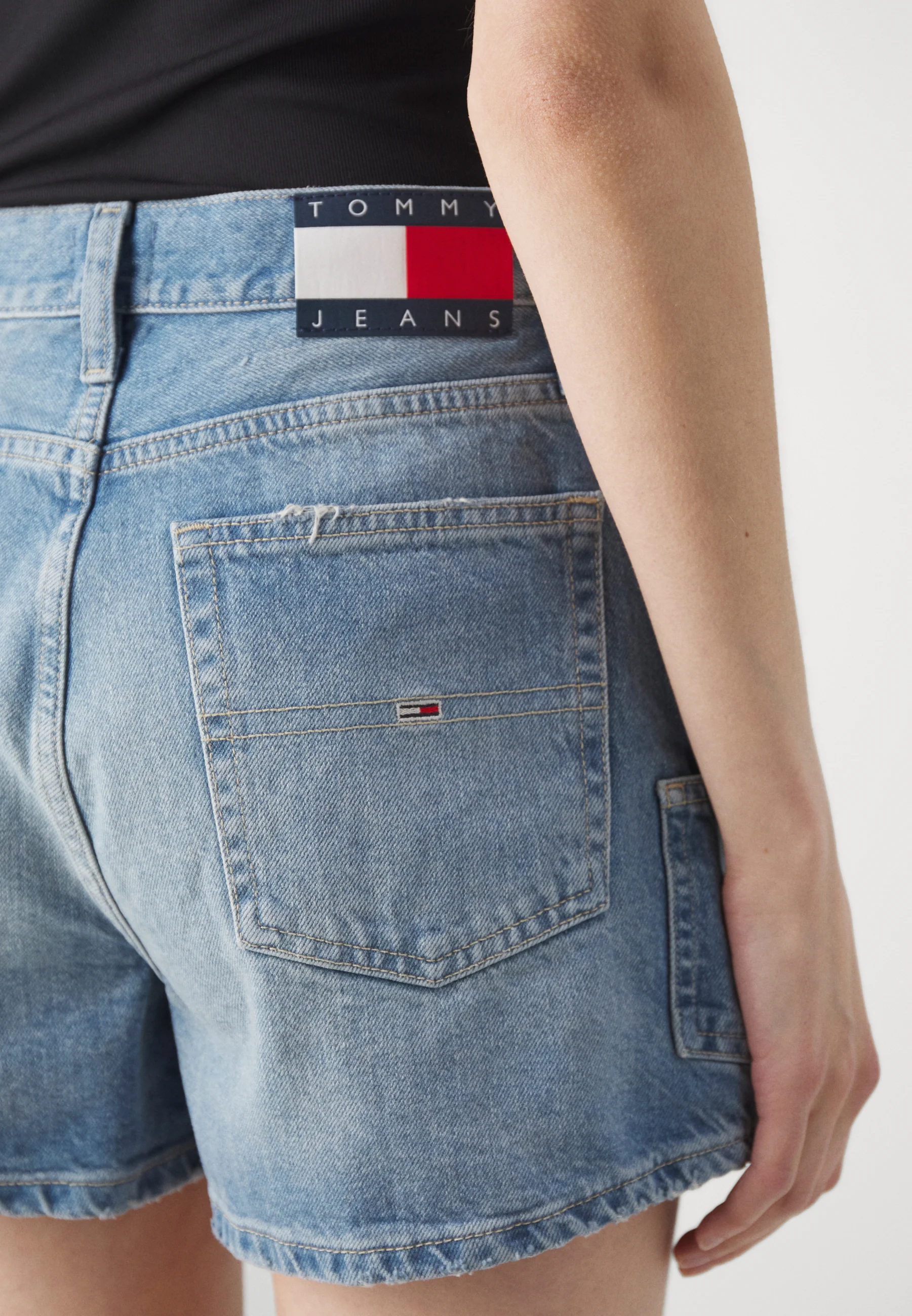 Tommy Jeans SKORT - Falda vaquera