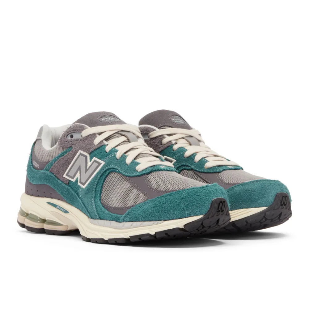 New Balance 2002R M2002REM / grün