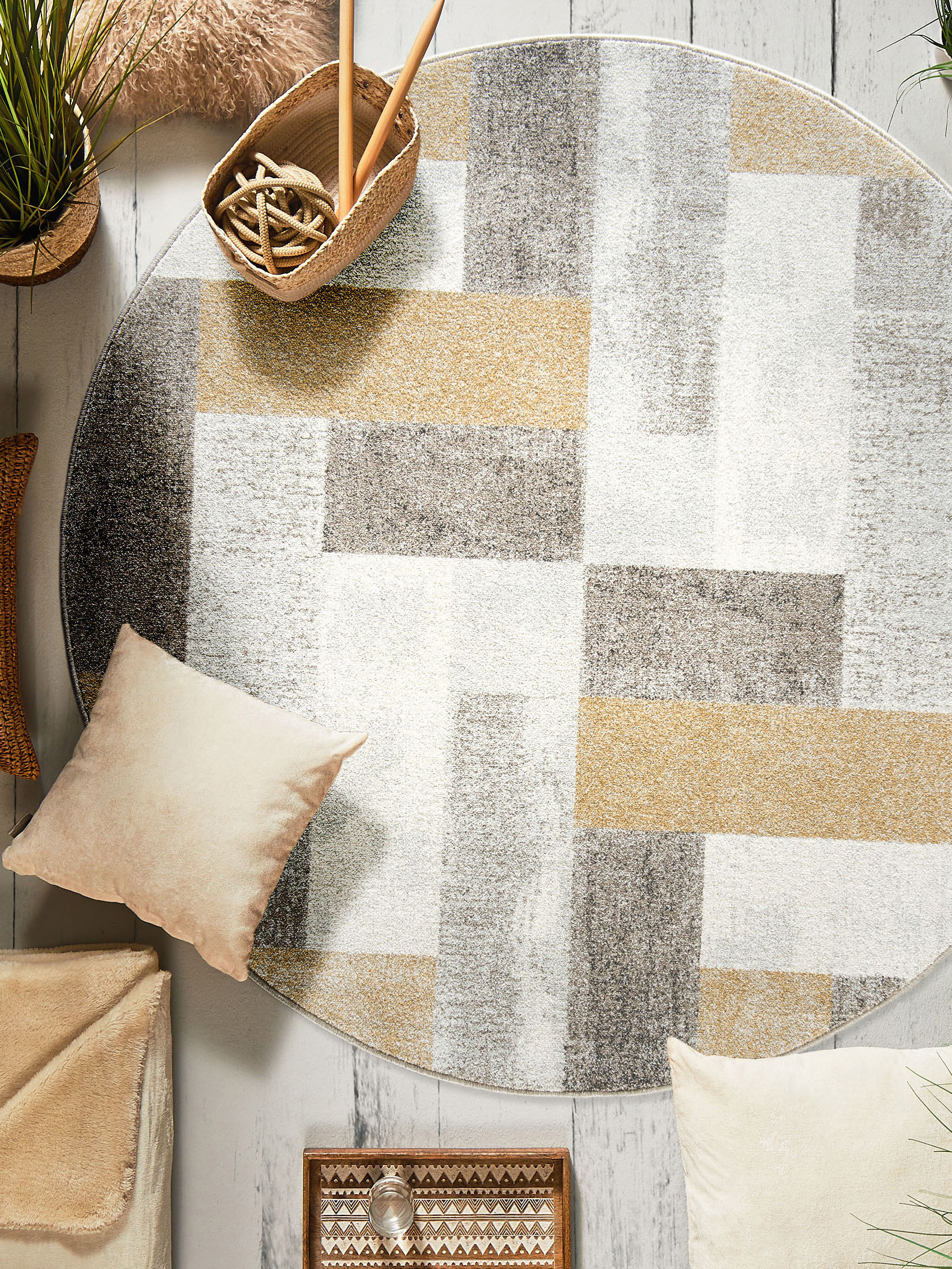 Urban Maze Moderner Teppich, Gold