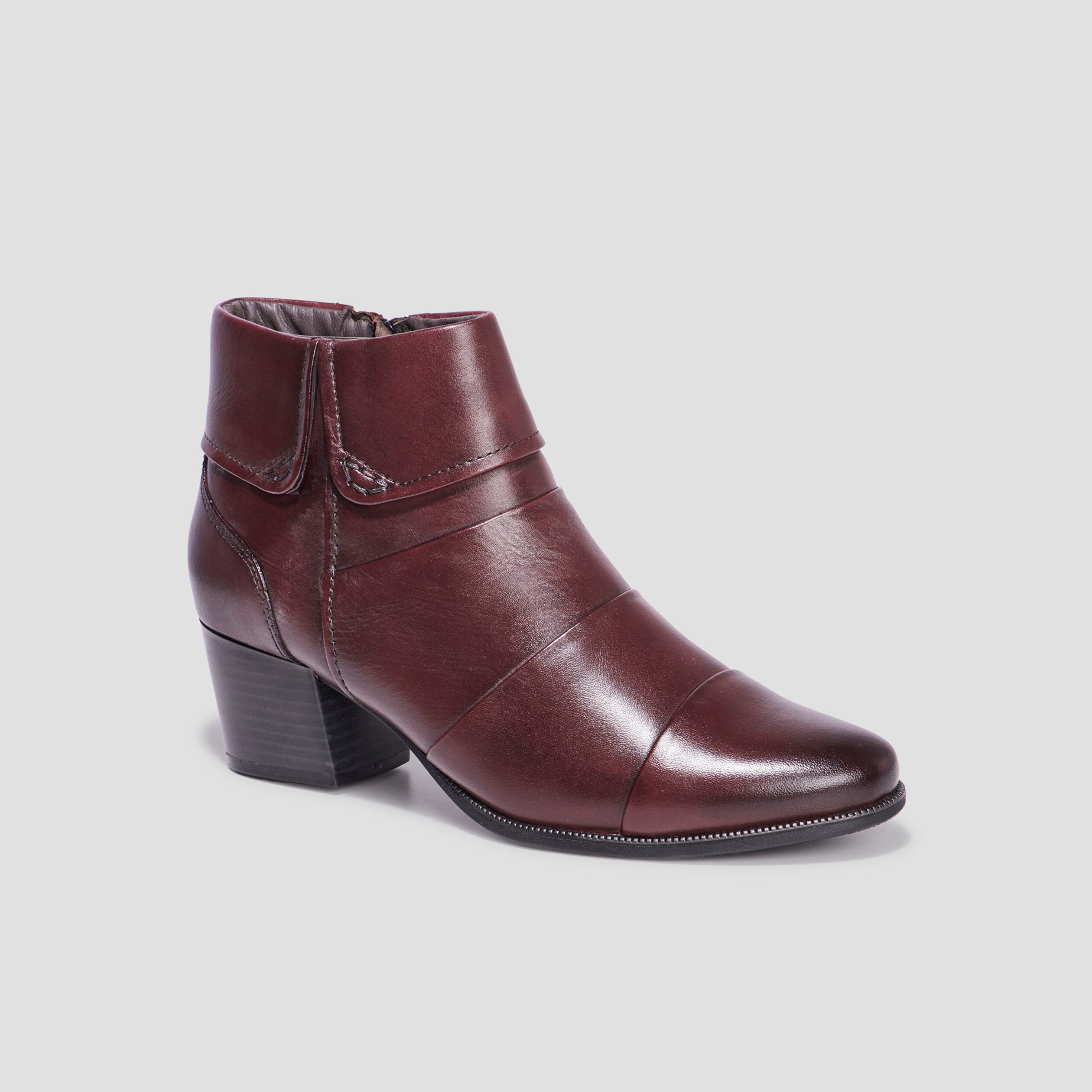 Bottines à talons en cuir pied large bordeaux femme | La Halle