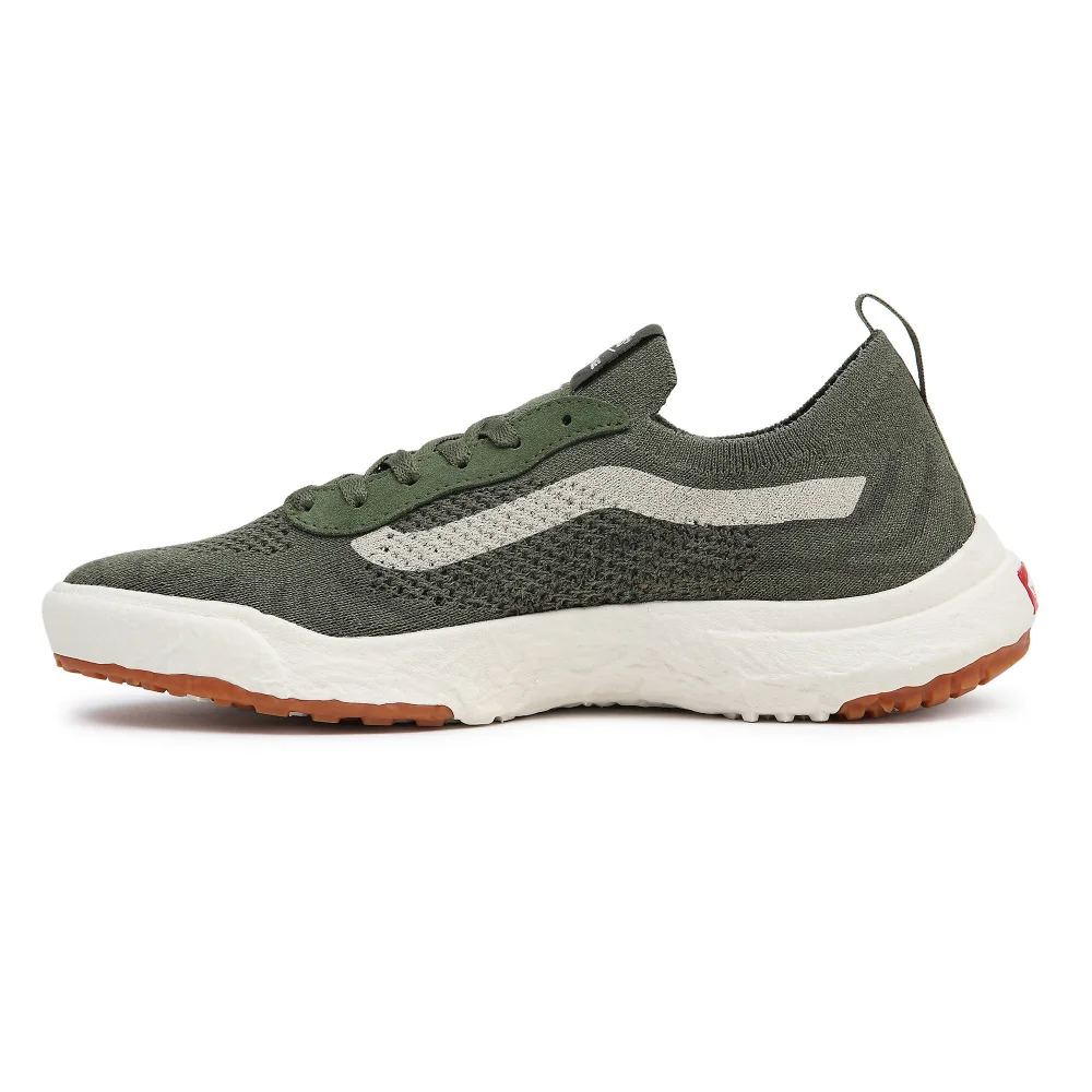 Vans Ultrarange Vr3 VN0A4BXBE021 / grün