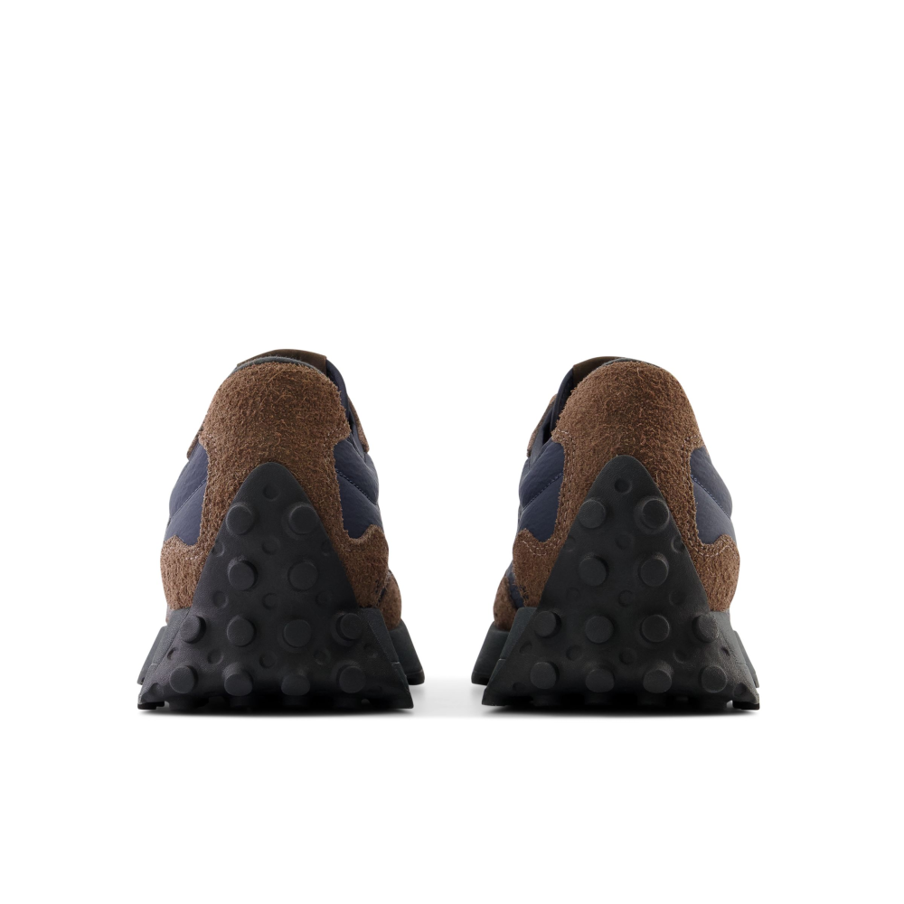 New Balance 327 MS327WI / schwarz