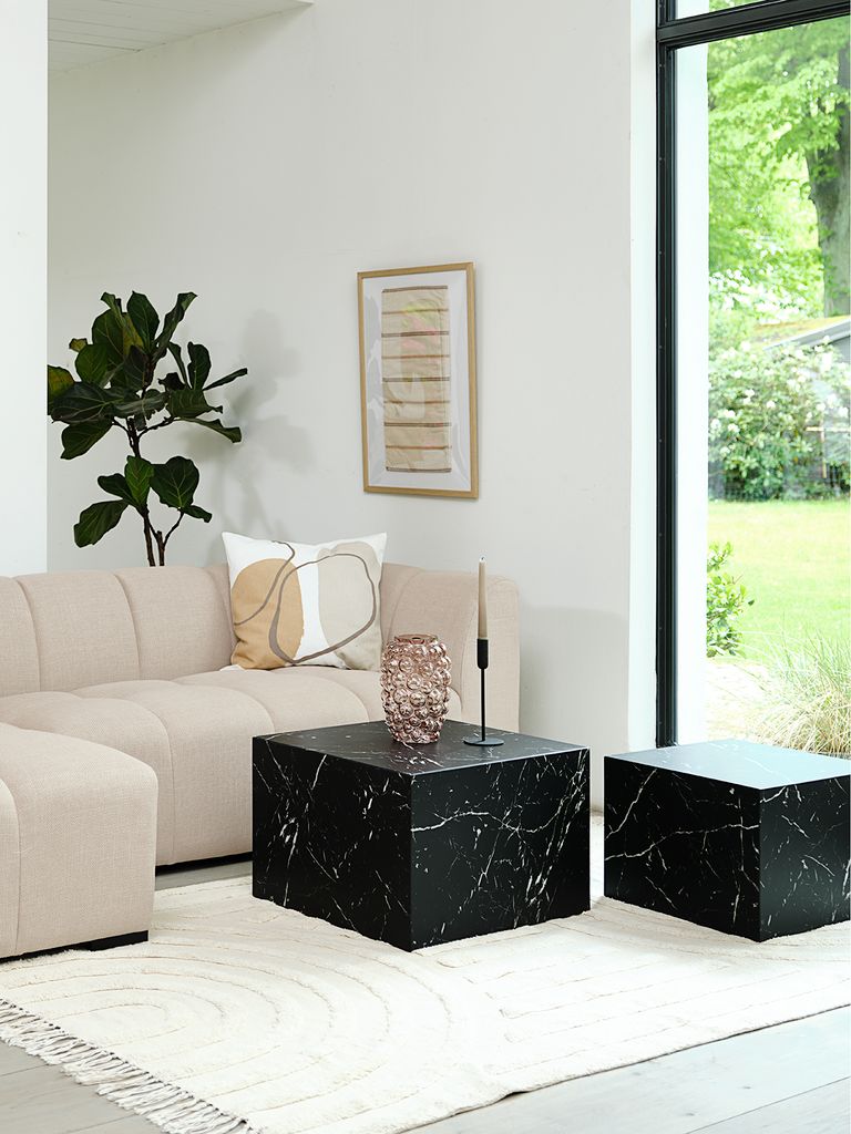 Table basse TINGSTED 55/45x55/45 marbre noir 2 pièces.