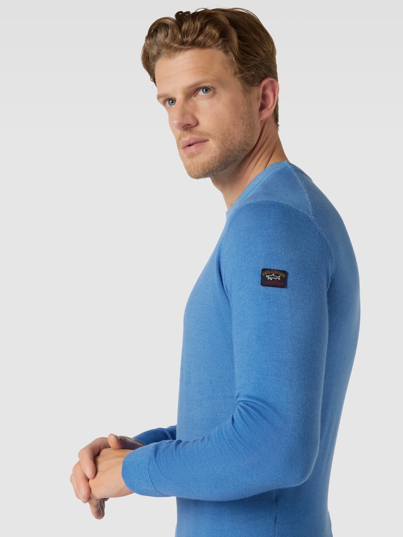 Strickpullover aus Schurwolle mit Rundhalsausschnitt in royalblau