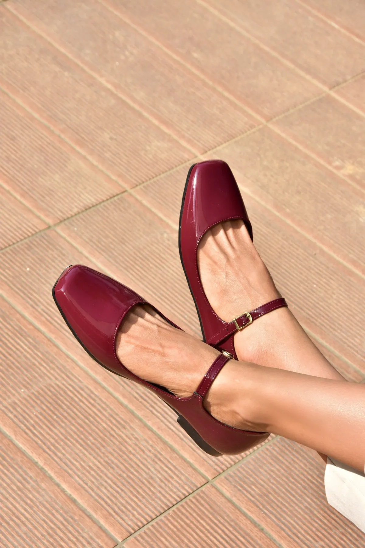 Fox Shoes  S726252508 Weinrote Ballerinas aus Lackleder für Damen