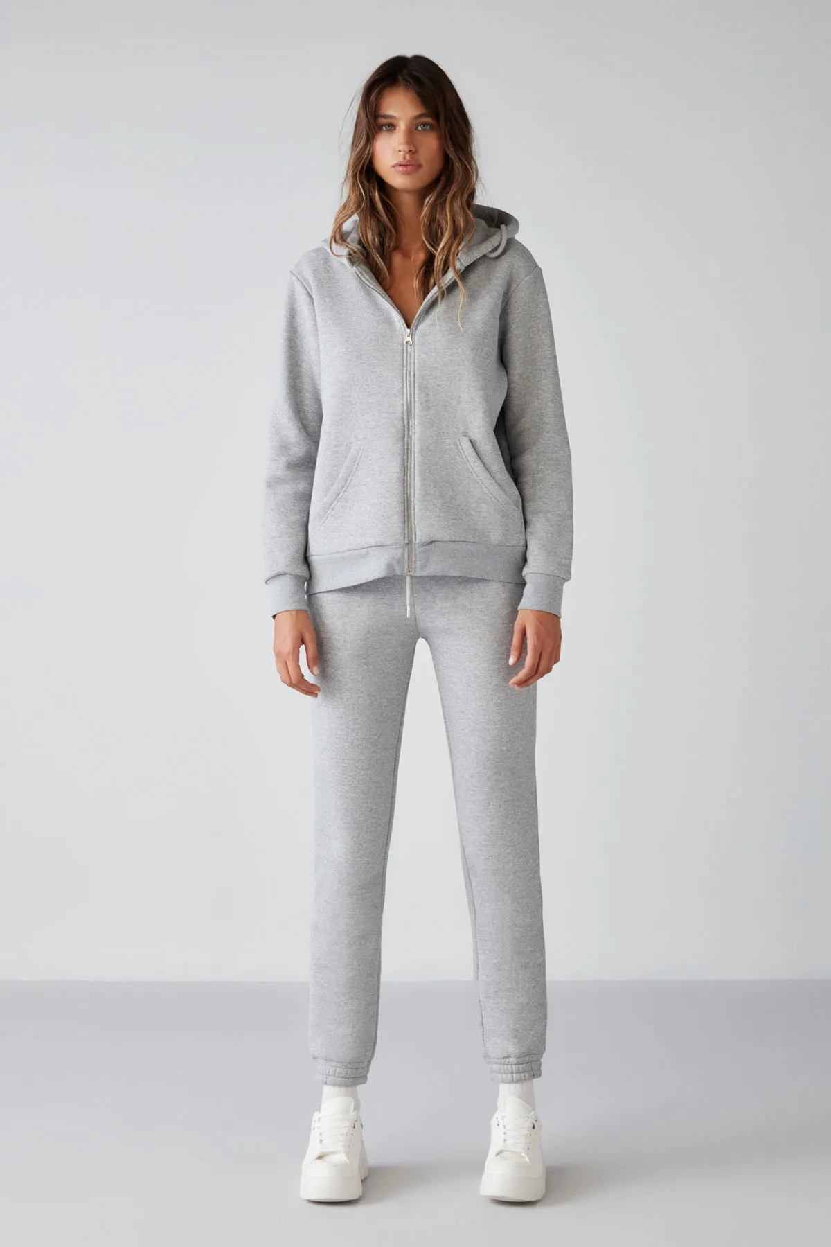 GRIMELANGE  Marıtza Damen-Jogginghose in regulärer Passform, Grimelange, mit elastischem Bund und Beinen und Fleece-Innenseite