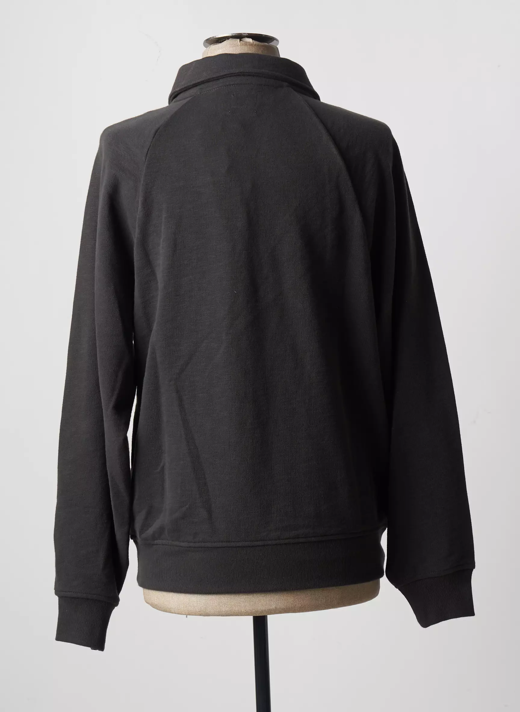 Levis Pulls Homme couleur gris