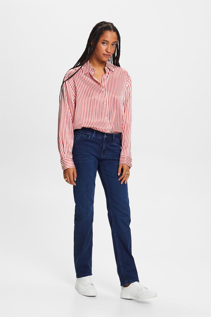 Jeans mit gerader Passform und mittelhohem Bund