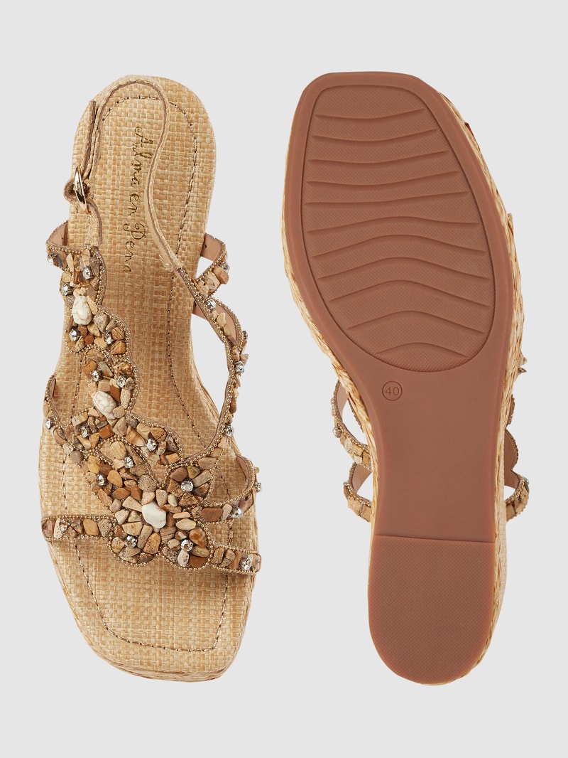 Sandalen in Flecht-Optik in sand