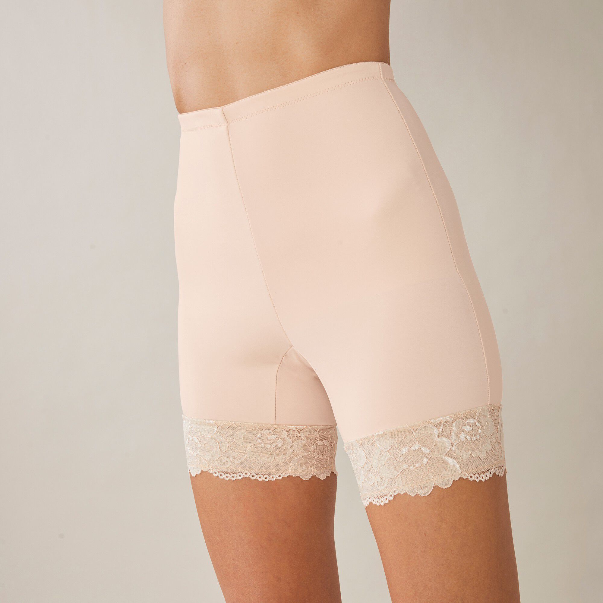 Panty microfibre et dentelle