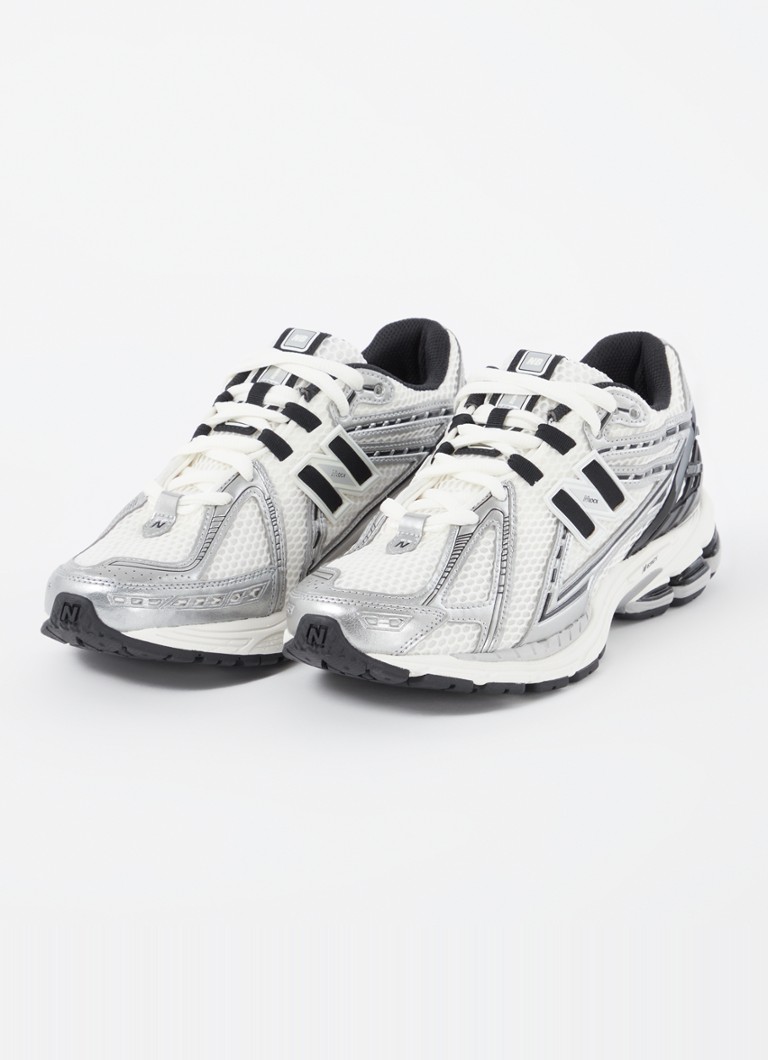 Teniși New Balance 1906 cu detalii pe mâneci
