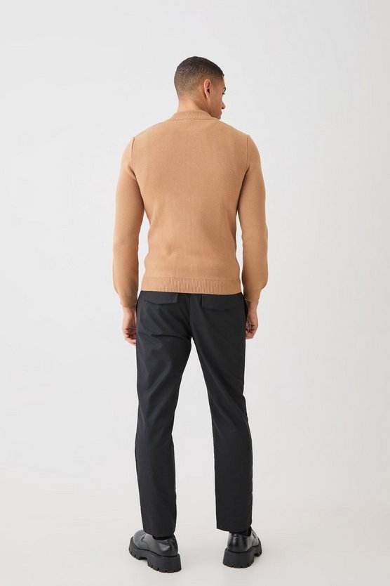 Lockere strukturierte Hose mit Gürtel