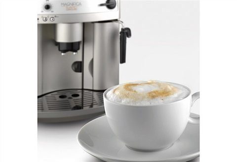 De'Longhi Kaffeevollautomat Magnifica ESAM 3200.S, Milchaufschäumdüse, Kegelmahlwerk 13 Stufen, Herausnehmbare Brühgruppe