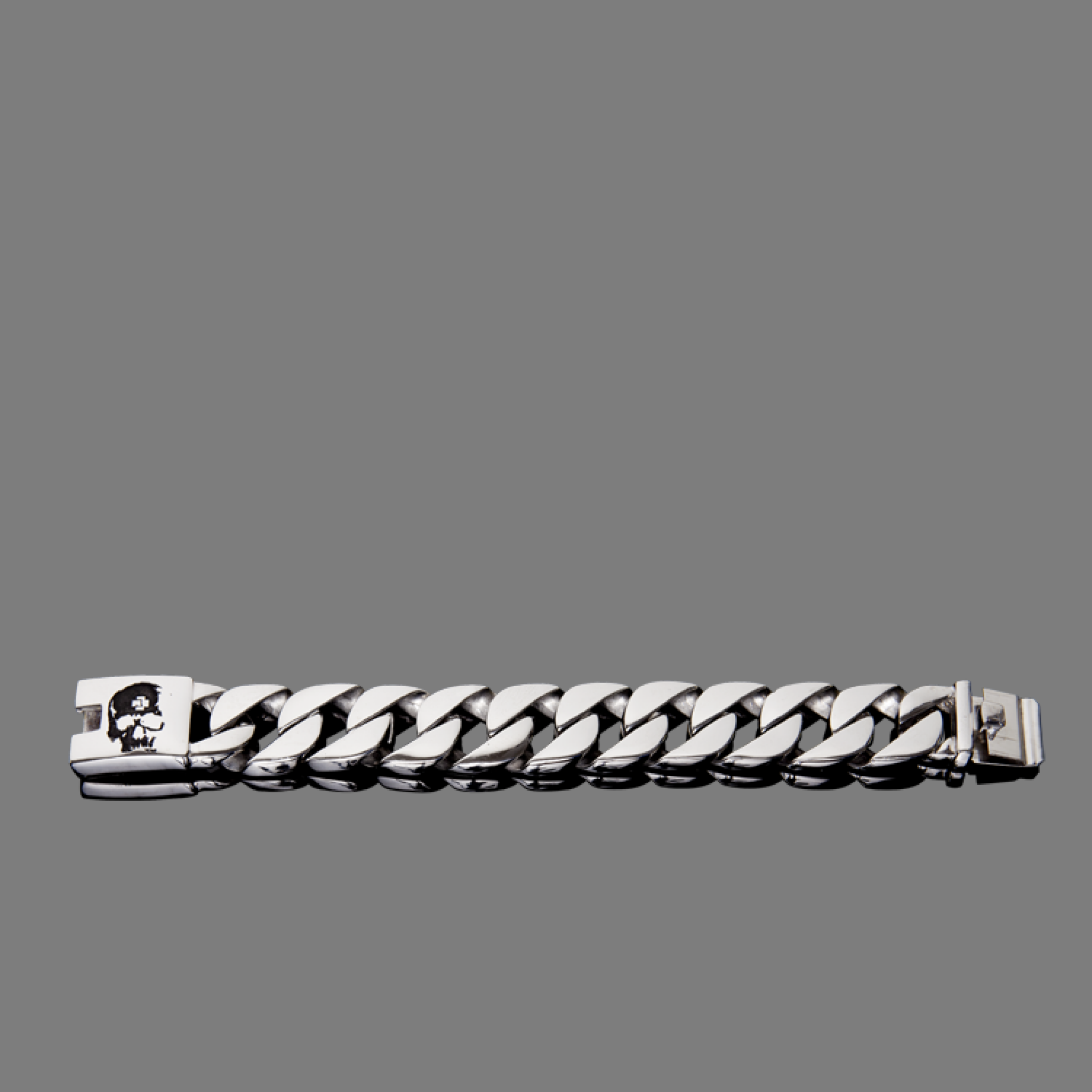 Panzerarmband ”Totenkopf”