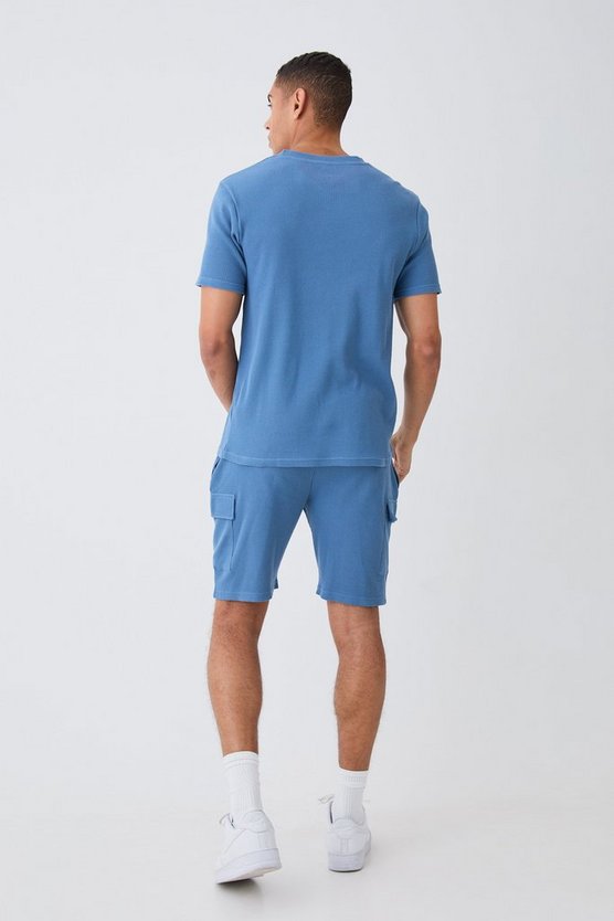 Slim-Fit T-Shirt & Cargo-Shorts in Waffeloptik